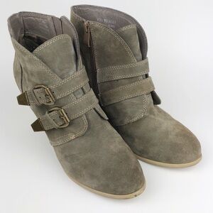 Very Volatile Zulfi Ankle Boot Wedges